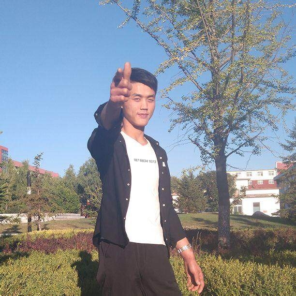 小受的第一张照片--渭南相亲服务中心