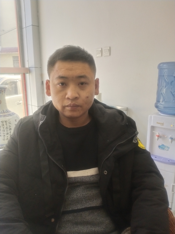 瞿波的第一张照片--渭南相亲服务中心