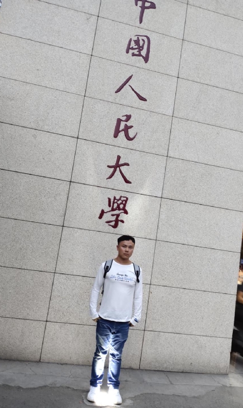 Whoareyou的第一张照片--渭南相亲服务中心