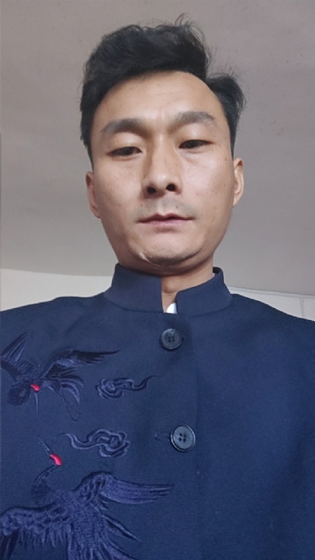 逆袭的小老鼠～龙long的第一张照片--渭南相亲服务中心