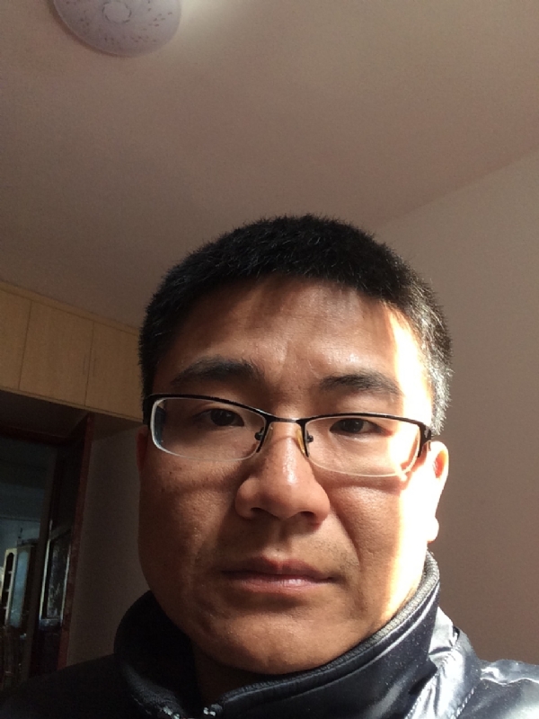 余浩浩的第一张照片--渭南相亲服务中心