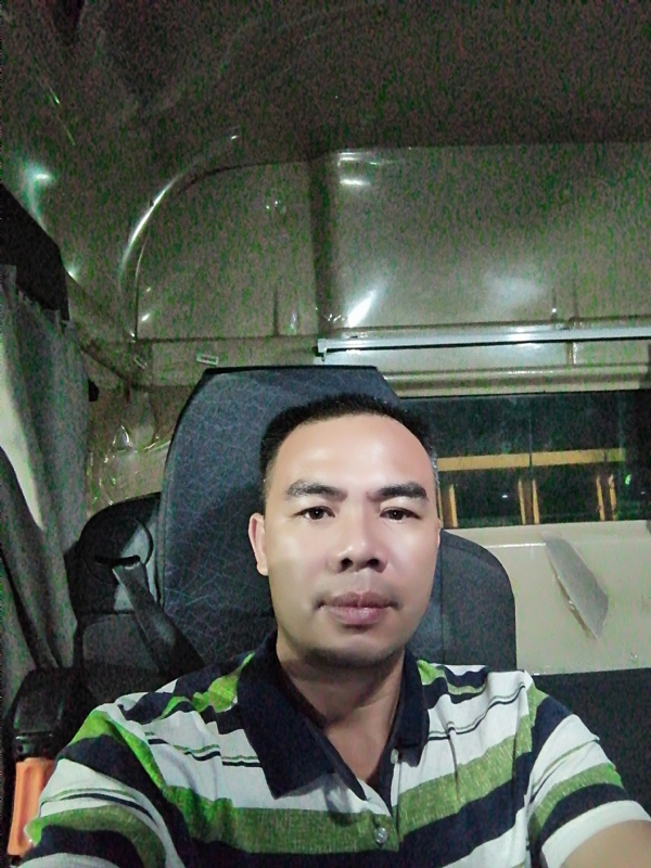 疯一般的爱恋的第一张照片--渭南相亲服务中心