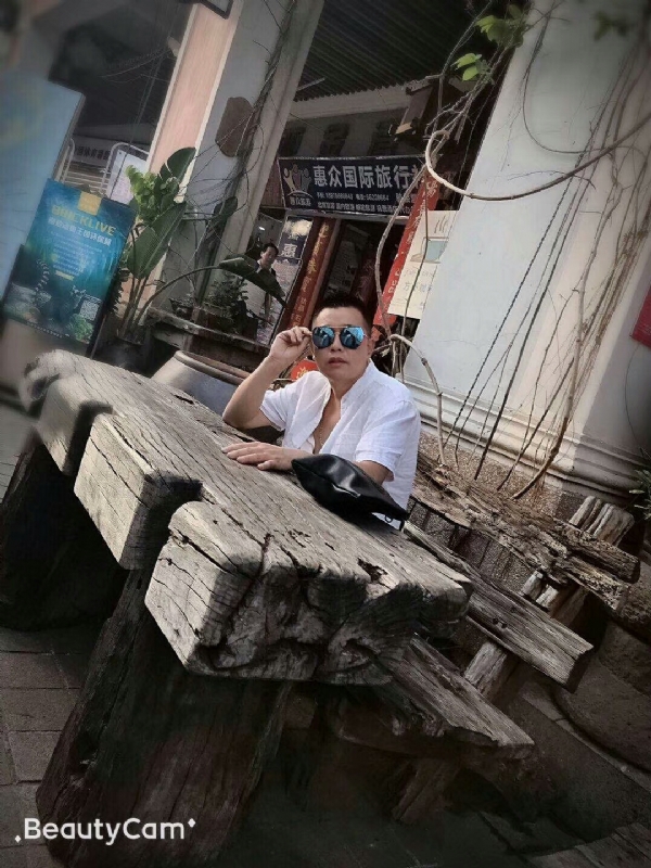 啊东的第一张照片--渭南相亲服务中心