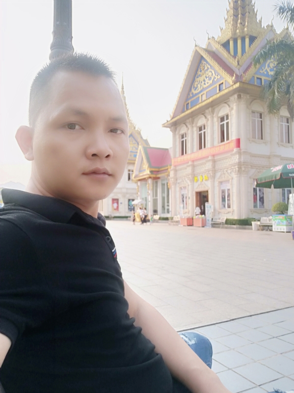 漂泊者的第一张照片--渭南相亲服务中心