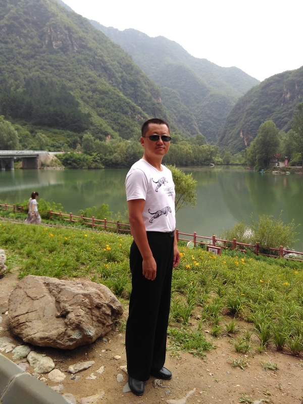 yuren2433的第三张照片--渭南相亲服务中心