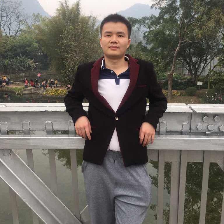 小龙龙的第一张照片--渭南相亲服务中心