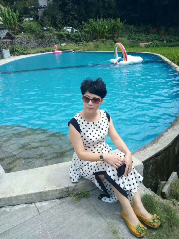 守望幸福的第一张照片--渭南相亲服务中心