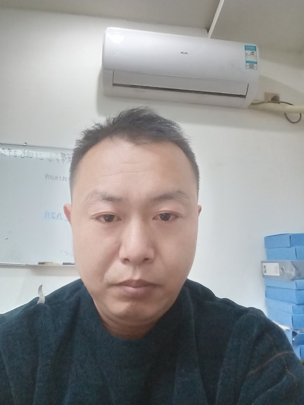 寻找另一半的第二张照片--渭南相亲服务中心