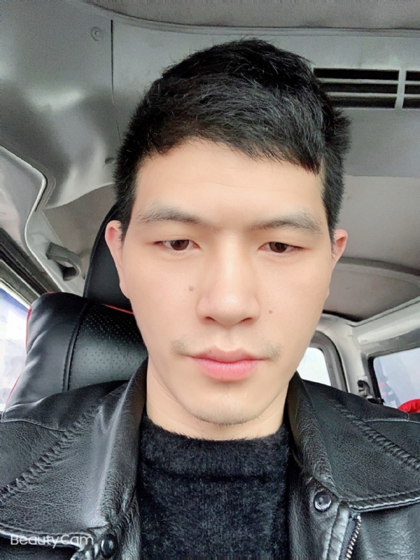 华仔的第一张照片--渭南相亲服务中心