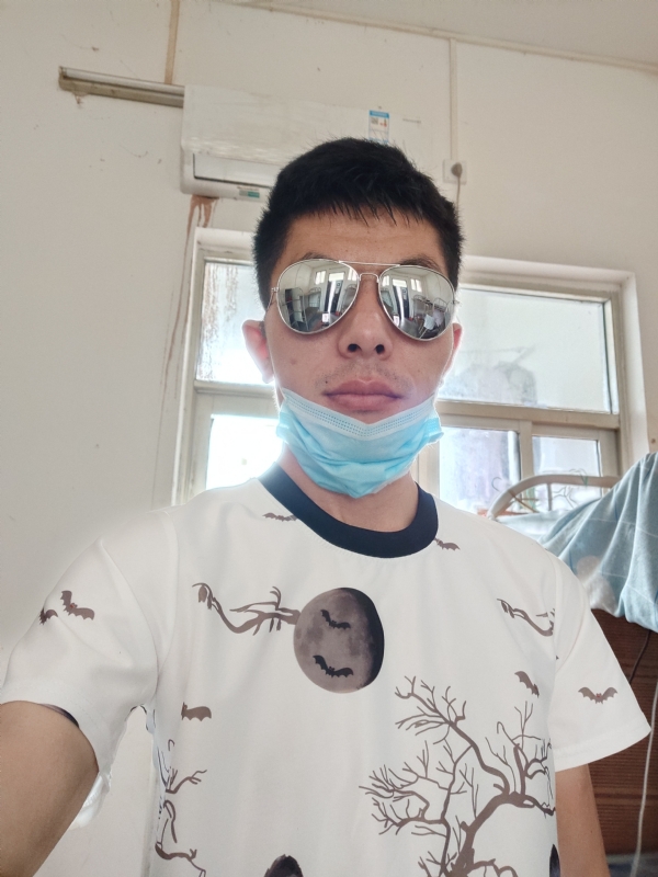 馨荣的第二张照片--渭南相亲服务中心