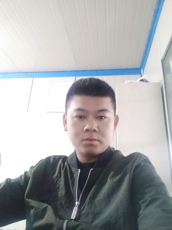 少校的第一张照片--渭南相亲服务中心