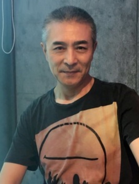 拥抱明天的第一张照片--渭南相亲服务中心