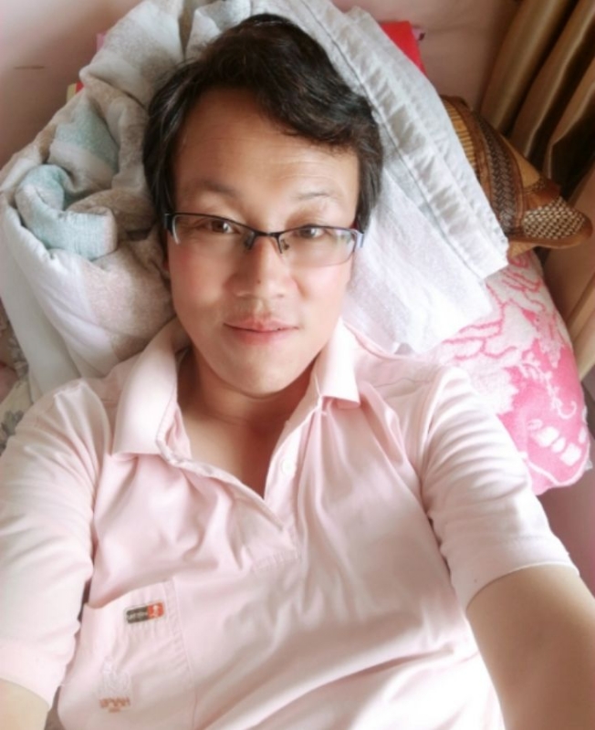 一吻天荒的第一张照片--渭南相亲服务中心