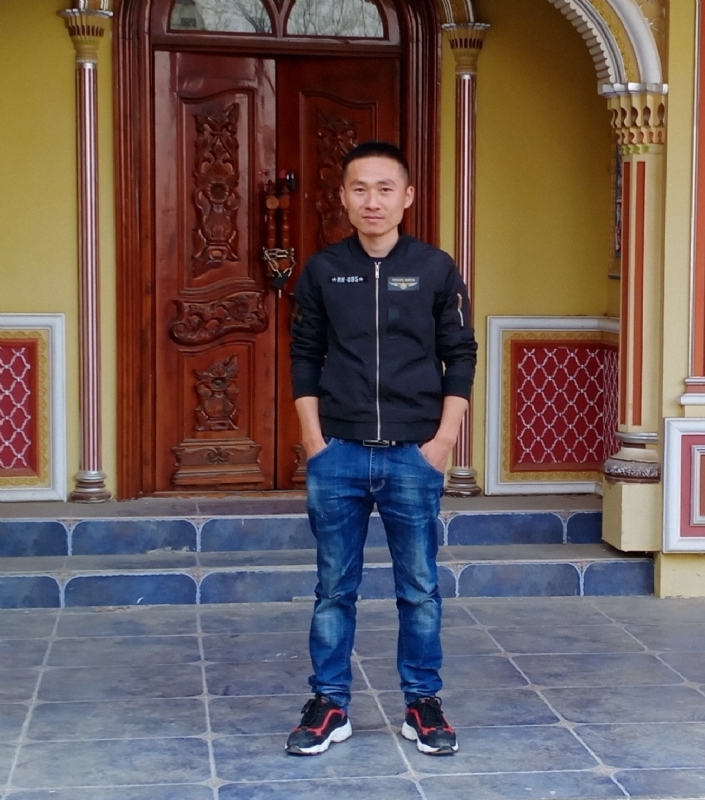 凉白开的第二张照片--渭南相亲服务中心