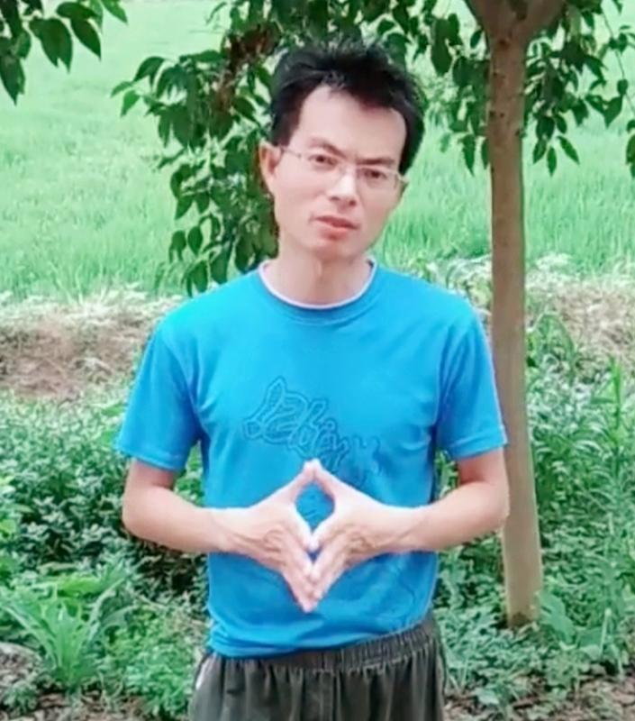 吴先生的第二张照片--渭南相亲服务中心