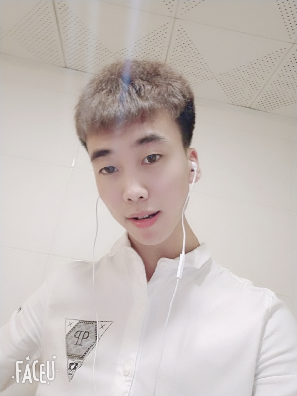 晚枫的第二张照片--渭南相亲服务中心