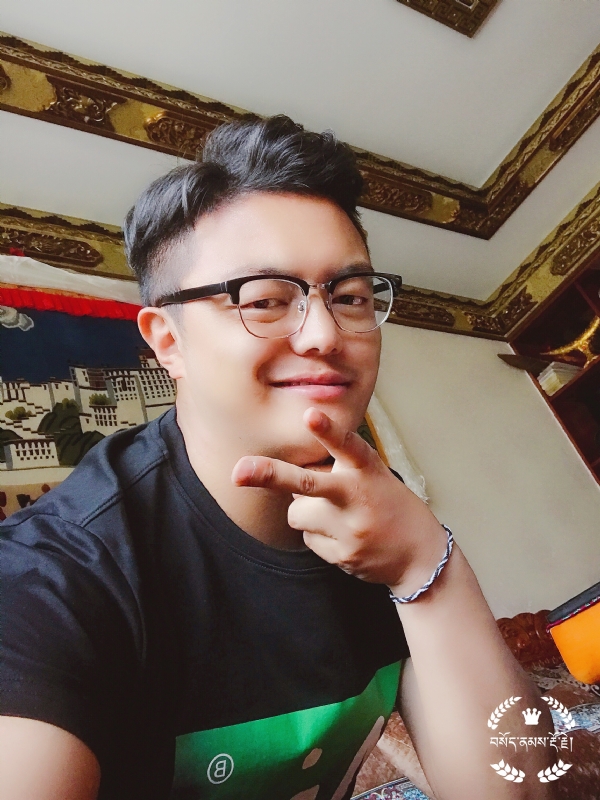 橙男的第四张照片--渭南相亲服务中心