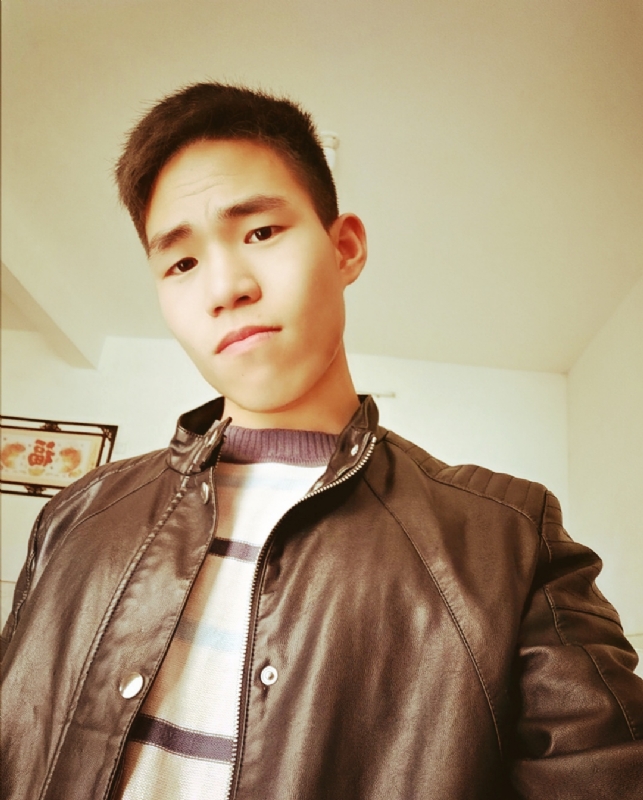 凉泳的第一张照片--渭南相亲服务中心