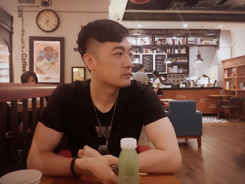 猩猩的第二张照片--渭南相亲服务中心