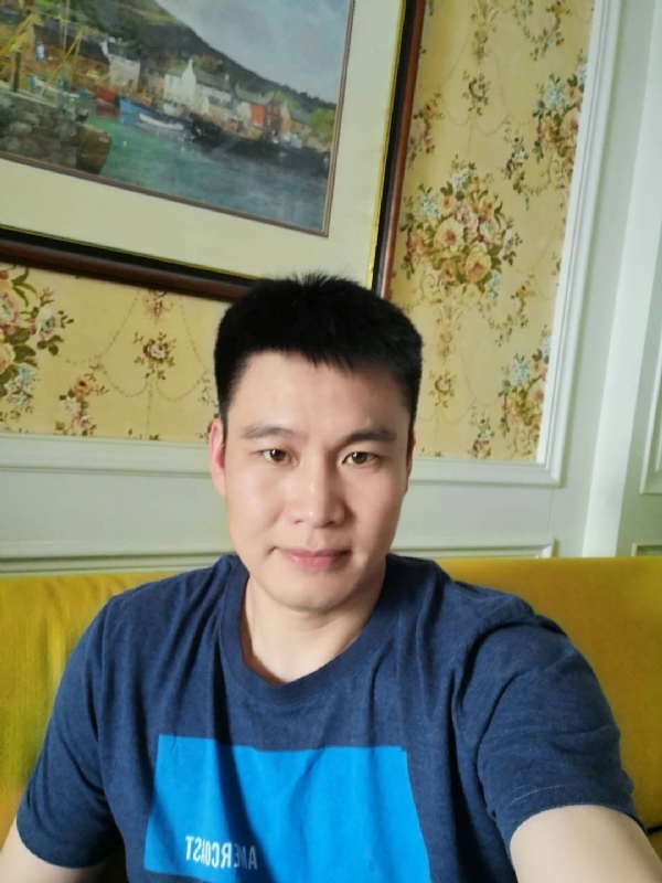 阳光灿烂的第二张照片--渭南相亲服务中心