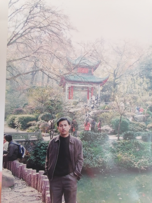 沧海一粟的第一张照片--渭南相亲服务中心