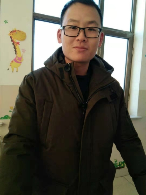 品上男人的第一张照片--渭南相亲服务中心