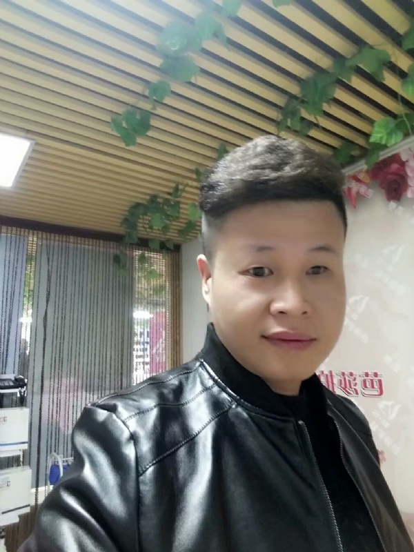 萧郎的第一张照片--渭南相亲服务中心