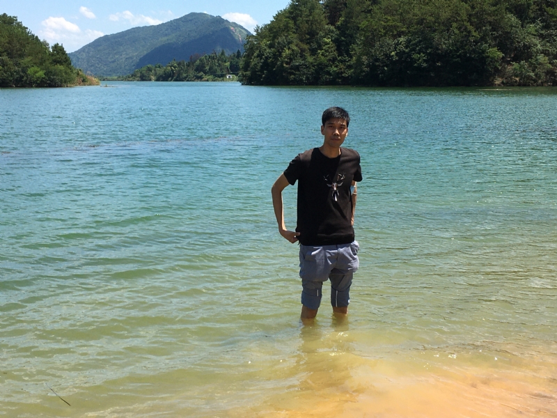 惜缘的第一张照片--渭南相亲服务中心