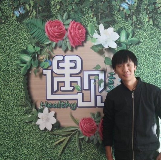 影视人~混爷张的第一张照片--渭南相亲服务中心