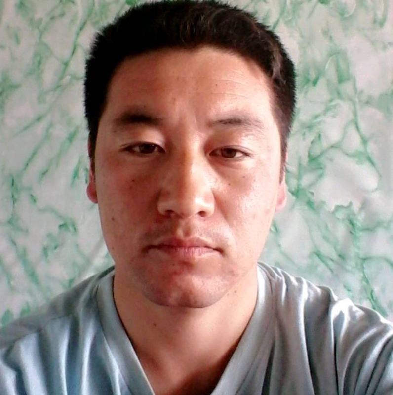 寻找另一半的第三张照片--渭南相亲服务中心