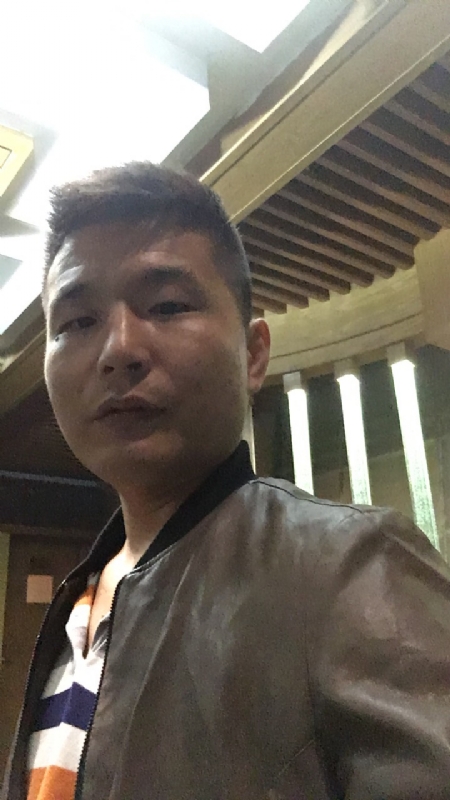 古月的第三张照片--渭南相亲服务中心