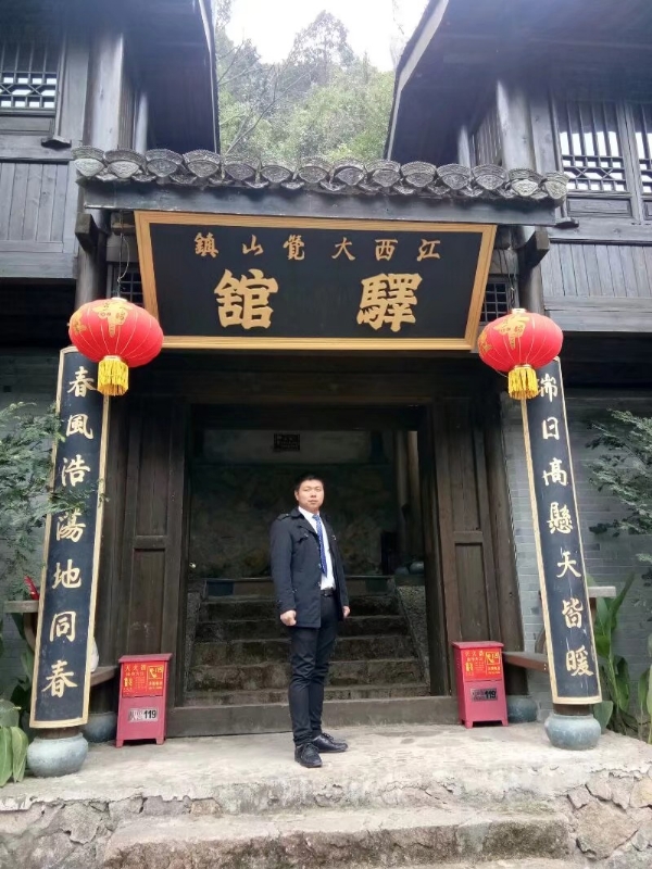 奋斗少年的第一张照片--渭南相亲服务中心