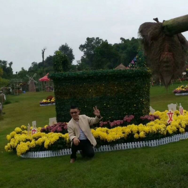 春风里^O^任徜徉的第一张照片--渭南相亲服务中心