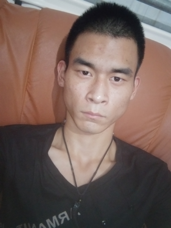 单身狗一枚的第三张照片--渭南相亲服务中心