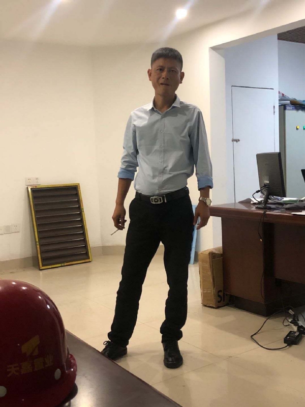 郁闷之中的第一张照片--渭南相亲服务中心