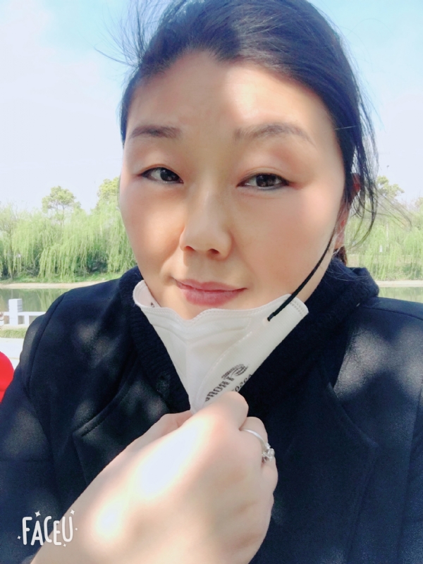 花开半夏的第一张照片--渭南相亲服务中心