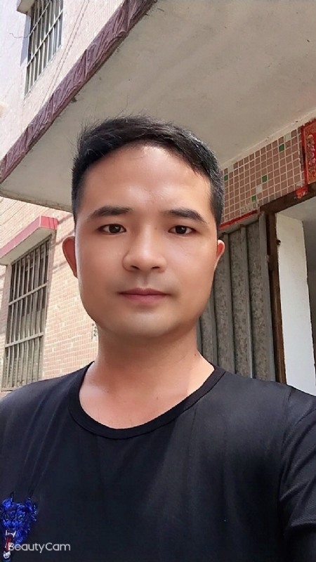 言飞的第二张照片--渭南相亲服务中心