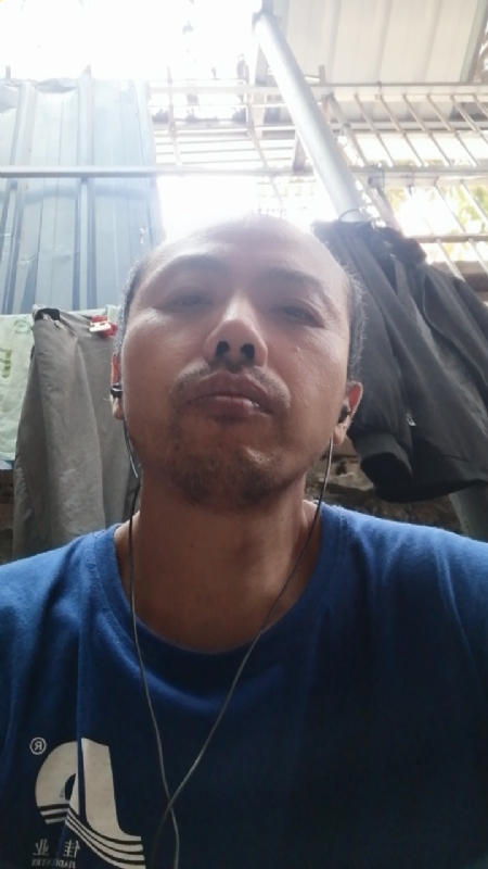 平的第一张照片--渭南相亲服务中心