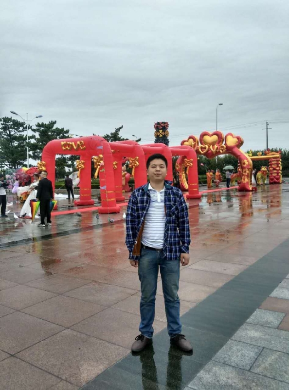 在奋斗的第三张照片--渭南相亲服务中心