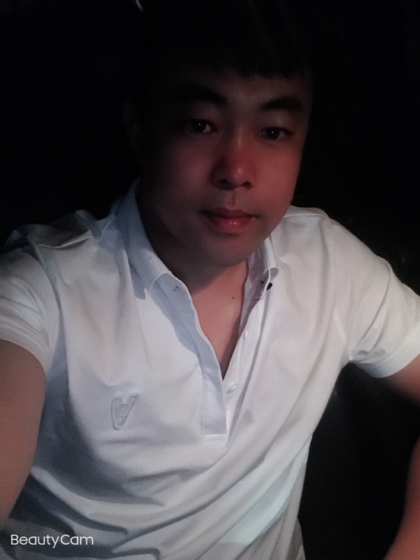 张苹果的第一张照片--渭南相亲服务中心