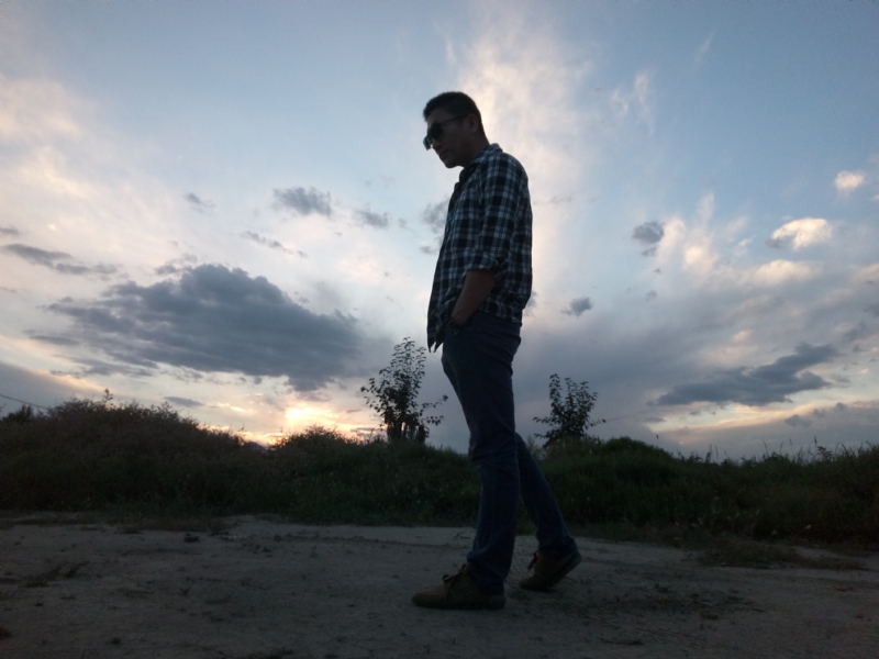 曼珠沙华的第一张照片--渭南相亲服务中心