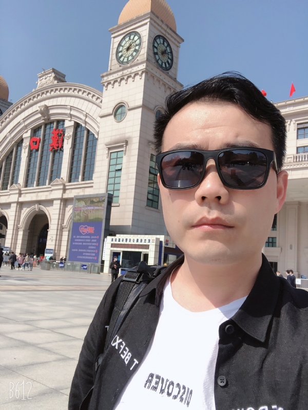 楚河畔的第一张照片--渭南相亲服务中心