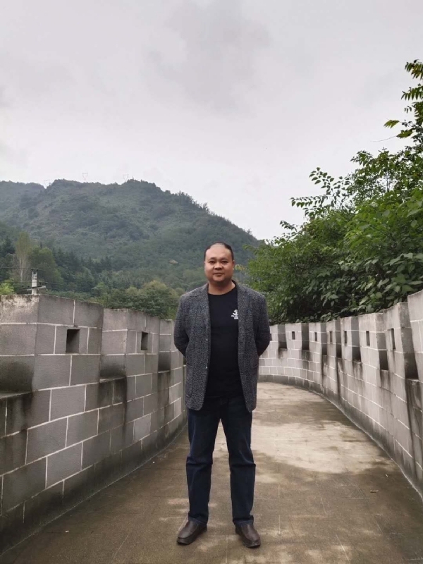 玉竹的第一张照片--渭南相亲服务中心