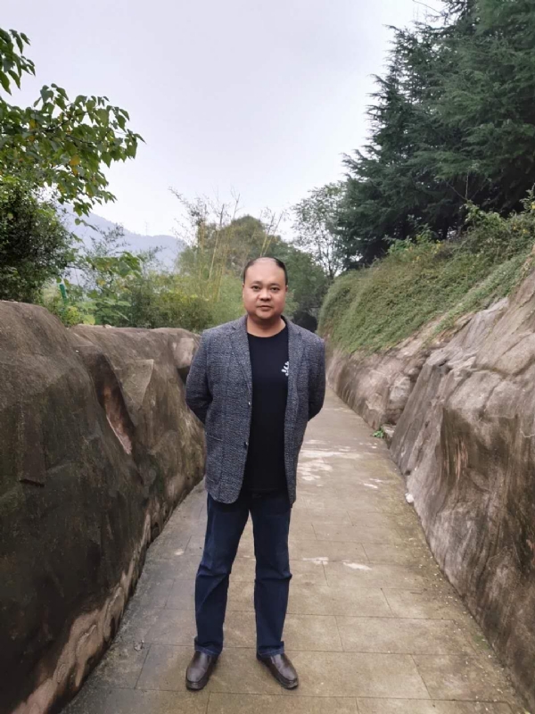 玉竹的第三张照片--渭南相亲服务中心