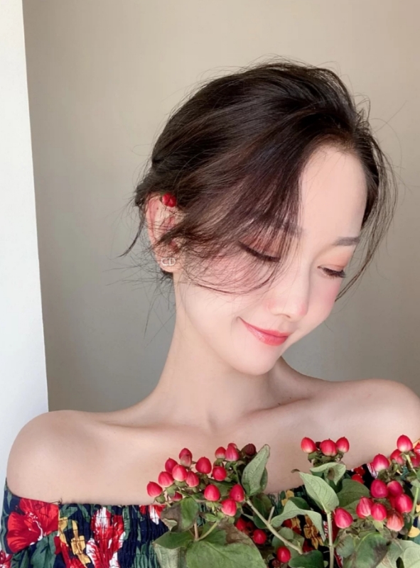 小诗vanessa的第二张照片--渭南相亲服务中心