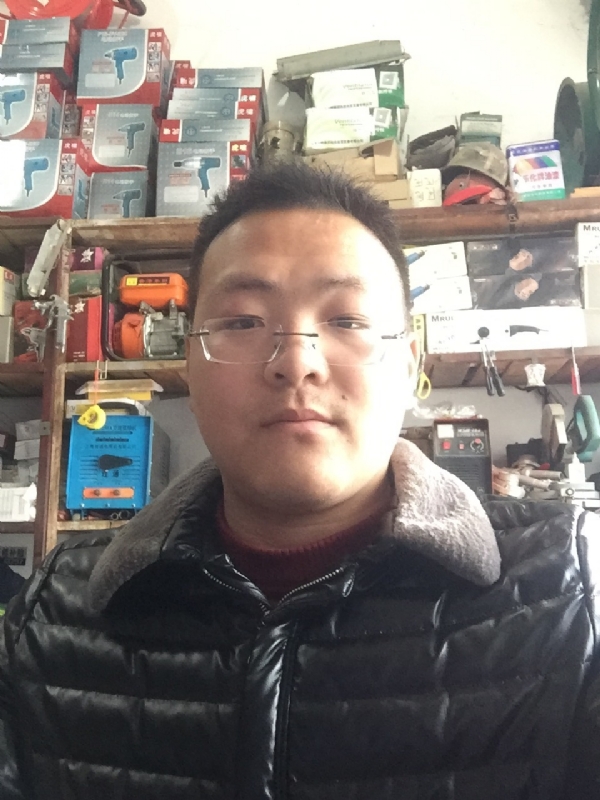 鼎福的第二张照片--渭南相亲服务中心