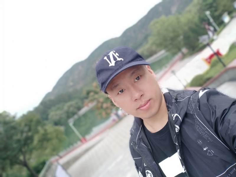 阳光的第一张照片--渭南相亲服务中心