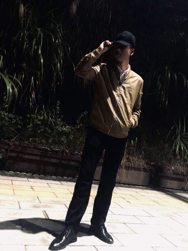 平凡的人的第一张照片--渭南相亲服务中心