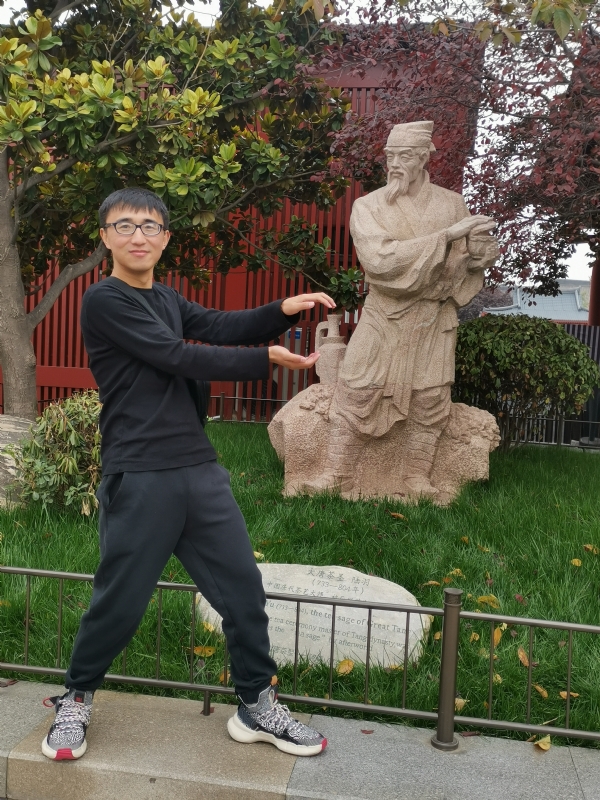 蜗牛壳的第一张照片--渭南相亲服务中心