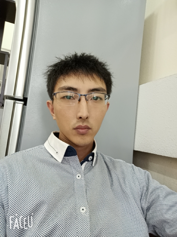 阳光大男孩的第二张照片--渭南相亲服务中心